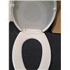 Image 2 : 2 Toto Soft Close Toilet Seats