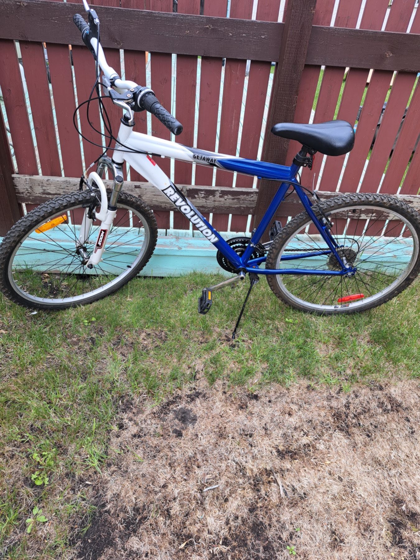 Revolution Getaway 21 Speed Bike Sunrise Estate Services Ltd