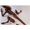Image 3 : "Alien" Movie Alien Figurine (Legs Need Fixing)