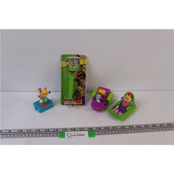 Kermit the Frog PEZ, Miss Piggy & Fonzie Toys