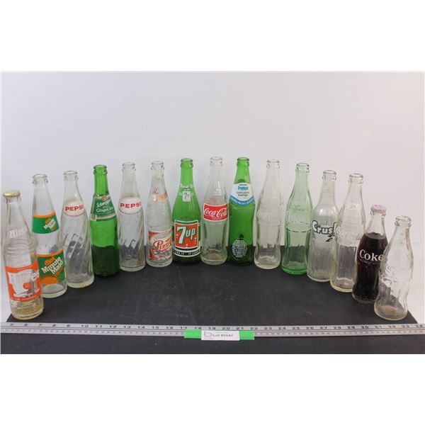 (15) Vintage Pop Bottles: Pepsi, Crush, 7Up, Coca Cola, Ginger Ale