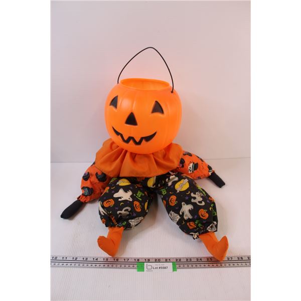 Pumpkin Head Trick or Treat Basket