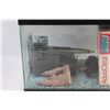 Image 2 : Aquarium w/ Accessories - 14" x 8.5" x 10" - AS IS