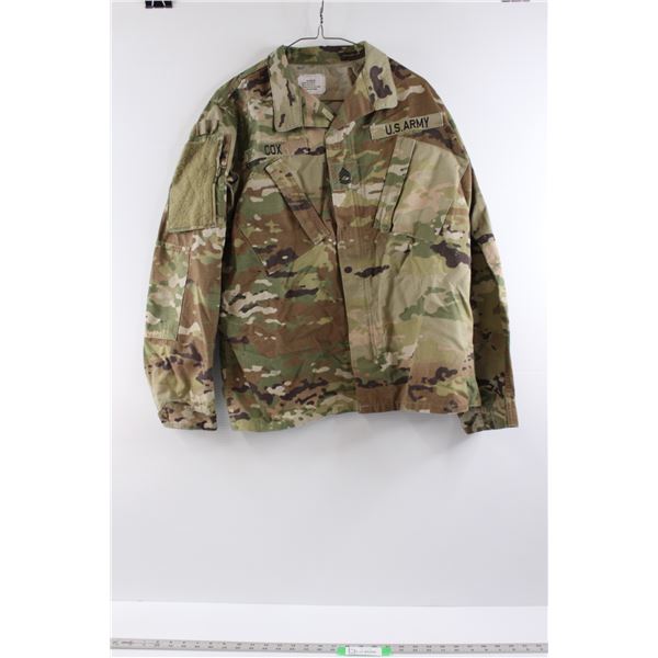 Camouflage U.S Army/Cox Badged Size 36 Regular Shirt w/Zipper