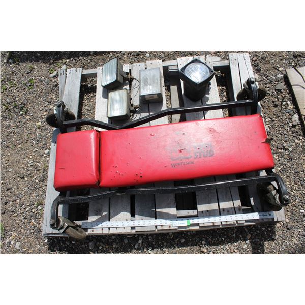 **Whiteside Tool Stud High Wheel Caster Creeper & (3) 12v Halogen Work Lights w/Spare Bulb