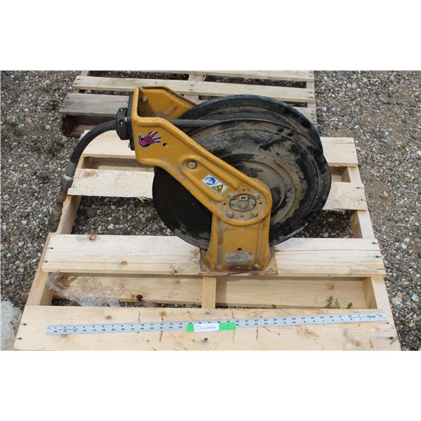 **Graco Hose Reel w/ 1/2" Dia. Hose & Fittings