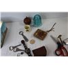 Image 3 : Vintage Shaver, Flashlight, Locks with Keys, Misc.