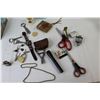 Image 5 : Vintage Shaver, Flashlight, Locks with Keys, Misc.