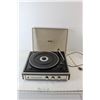 Image 1 : Lloyd's Vinyl Record Player - Untested