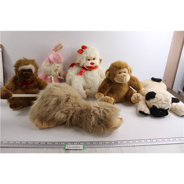 (6) Stuffed Animals