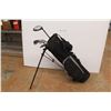 Image 4 : *Junior Future Tour Golf Clubs w/Bag on Stand