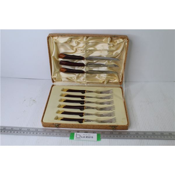Vintage Knife & Fork Set in Case (incomplete)
