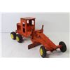 Image 4 : Vintage Metal Lumar Grader