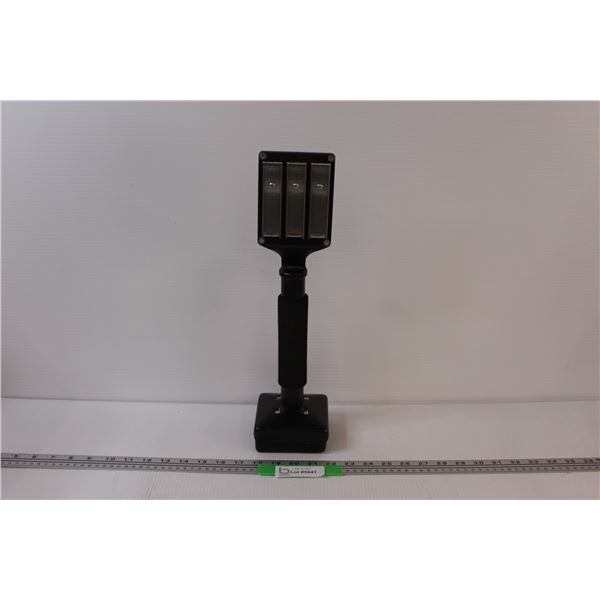 Economy Knee Kicker Carpet Stretcher Tool