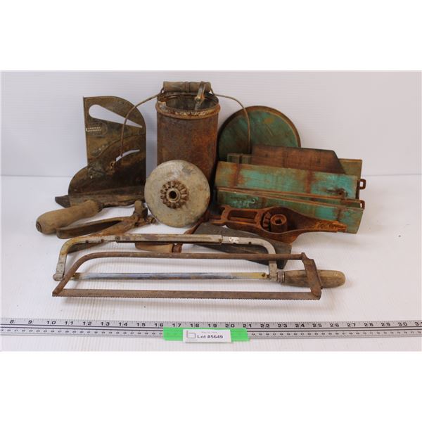 (8+) Lot of Vintage Iron and Wood Tools and Parts