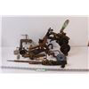 Image 1 : (10+) Old Iron Parts and Tools