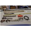 Image 2 : Chains, Hooks, Ratchet Straps