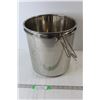 Image 1 : (2) Metal Pails