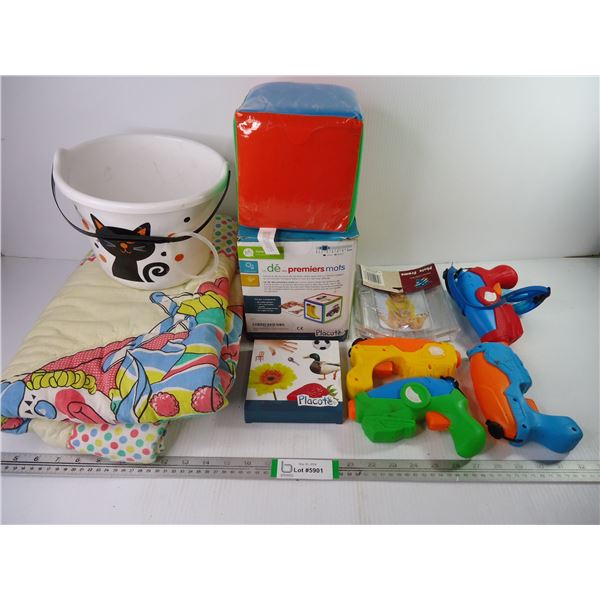 Roll and Play Game, Water Guns, Blanket,(3) Picture Frames, trick or Treat Pail