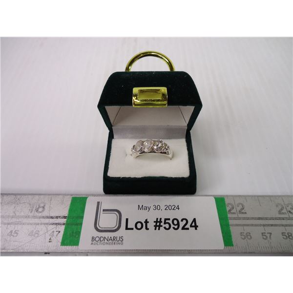 Sterling Silver Zircon Ring-Size 7.5