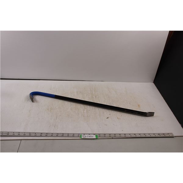 30" Wrecking Bar