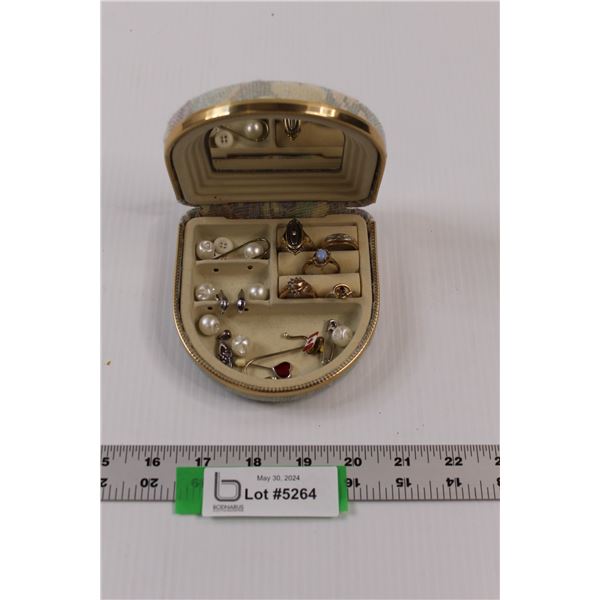 Small Jewelry Box w/Contents - (5) Rings - (2) Stamped 10k
