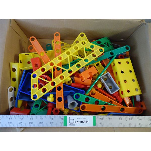 Box of Meccano with Booklet