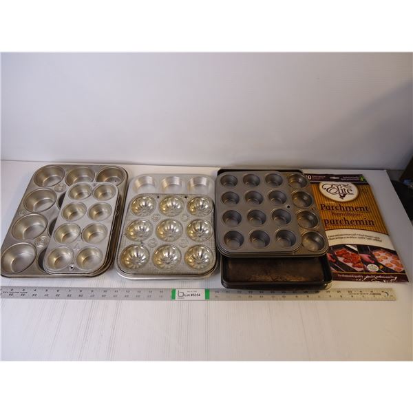 (6) Muffin/Mini Muffin Bake Pans,(2) Baking Pans, Parchment Paper and Metal Tray