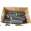 Image 4 : Box of Slot Car Track - (2) Controllers - (2) Slot Cars (untested - unknown completion)