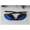 Image 2 : (12) Pair of Looks UV400 Sunglasses (NIB)