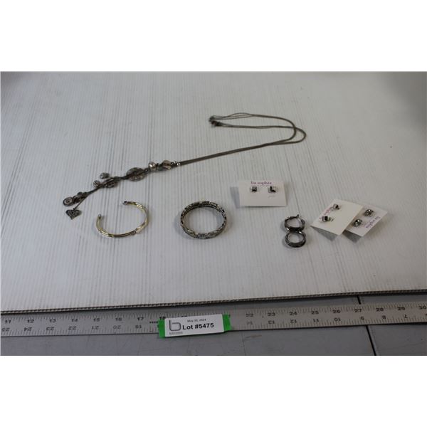(4) Pairs of Earrings, (2) Bracelets, Necklace
