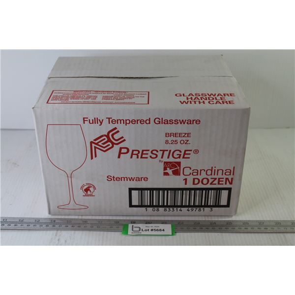 (12) Stemware Glasses (NIB)