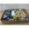 Image 1 : FLAT C/W GOGGLES, BINOCULARS, ETC