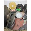 Image 1 : FLAT C/W GRINDING DISCS