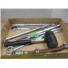 Image 1 : ESTATE:  FLAT C/W ASSORTED TOOLS
