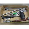 Image 2 : ESTATE:  FLAT C/W ASSORTED TOOLS