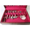 Image 3 : Heritage & George Rogers - Silver Ware Set In Case