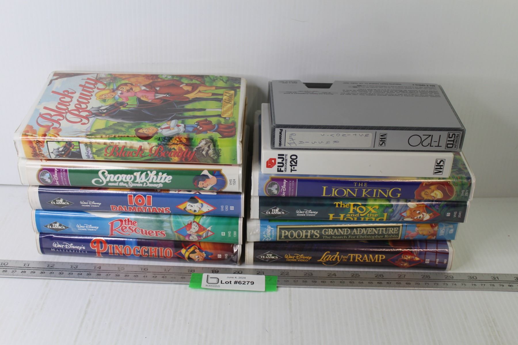 (11) Children's/Family VHS Tapes - Lion King - Snow White - Pinocchio ...