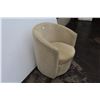 Image 2 : **Beige Swivel Chair - Some Wear, 32" H