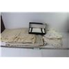 Image 1 : Cloth Table Cloth - Doilies - Place Mats