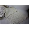 Image 3 : Cloth Table Cloth - Doilies - Place Mats