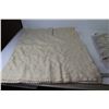 Image 8 : Cloth Table Cloth - Doilies - Place Mats