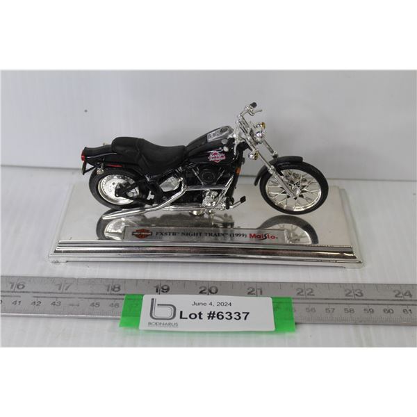 Maisto - 1999 Night Train Model