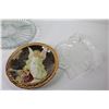 Image 6 : 1981 Royalty Plate - Oval Divided Glass Plate - Oval Christmas Plate - Angel Plate - Glass Dish