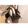 Image 2 : *Pro Select Golf Bag with Assorted Clubs