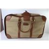 Image 8 : Stradellina Suite Case - Assortment of Curtains