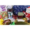 Image 7 : *Gift Bags - Christmas Stickers - Brass Pan - Place Mats - Candle Holder - Mics Christmas Items