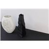Image 2 : Black & White Vases (White, Made in Germany)