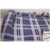 Image 4 : (2) Bedding Sets (Queen?) & Plaid Fleece Throw