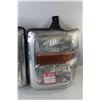 Image 3 : (2) 2008 Ford Super Duty Headlights
